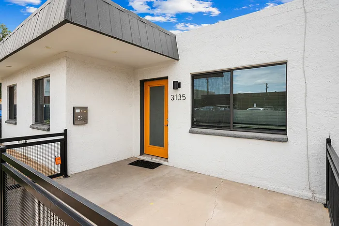 2 bed, 1.0 bath, 850 sqft, $1,500 — Photo 2