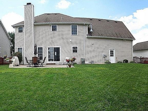2nd image of 12031 Rosshire Dr
