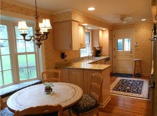 813 Elm Spring Rd, Pittsburgh, PA 15243