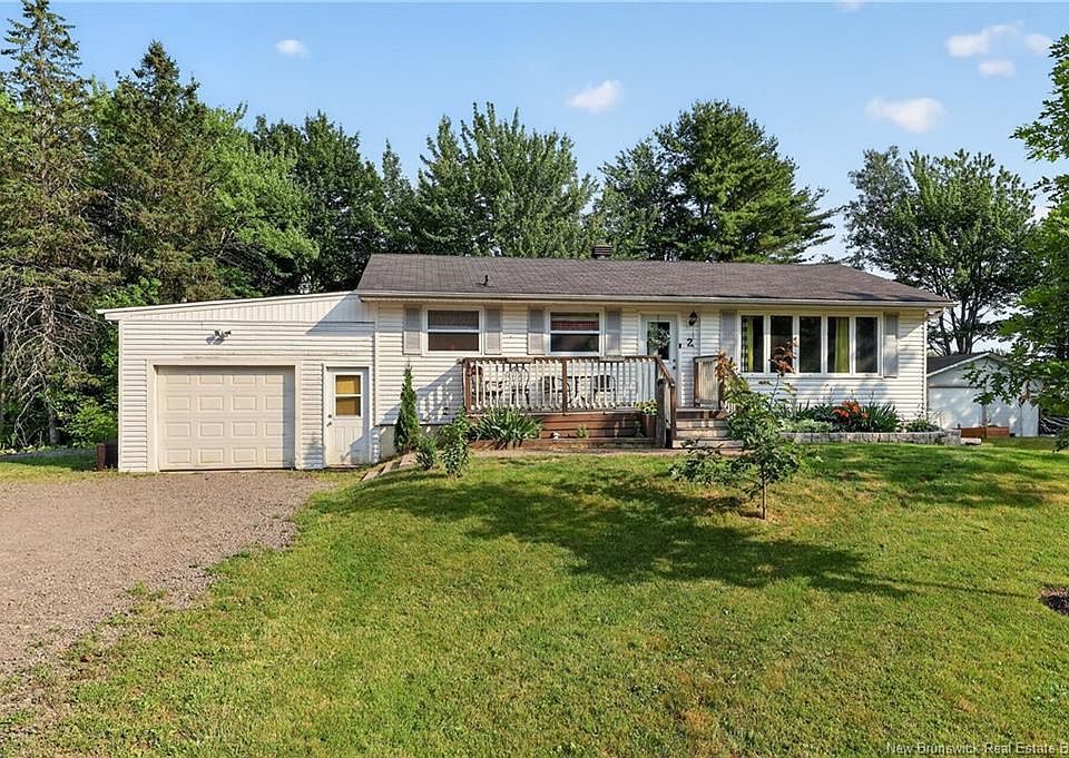 1st image of 2 Pleasantview St