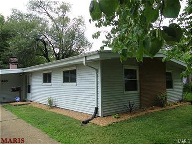 1st image of 325 Countryside Dr