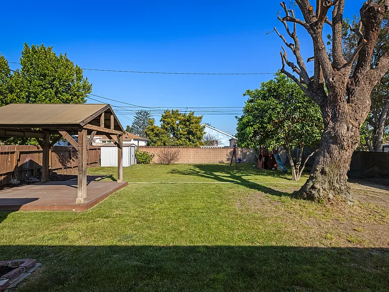 963 S Russelee Dr — Photo 30