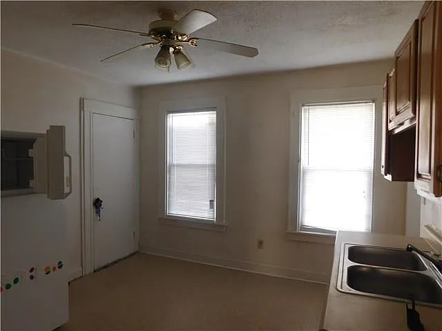 56-58 Edwin St #2 — Photo 9