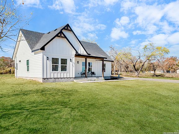 3rd image of 732 County Road 6846