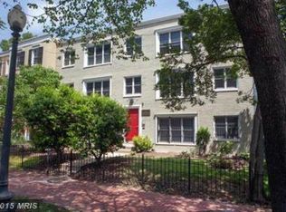 752 9th St SE APT 301, Washington, DC 20003