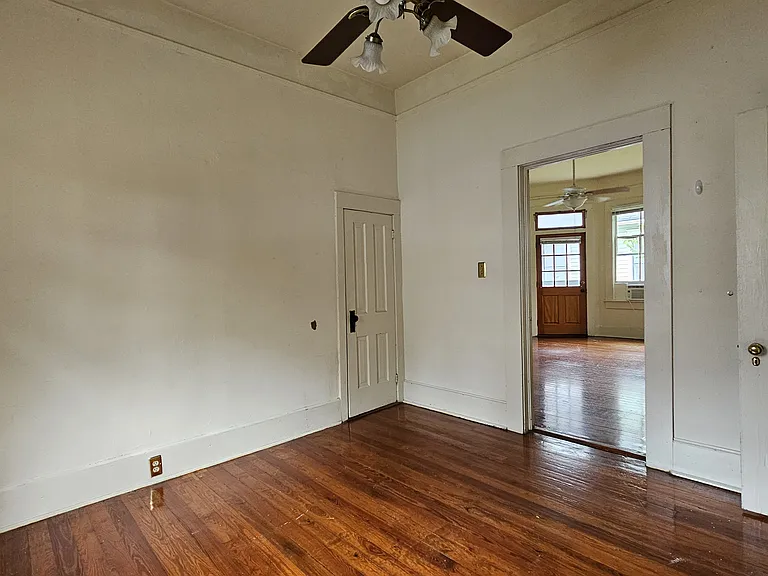 308 NW 2nd St #B — Photo 18