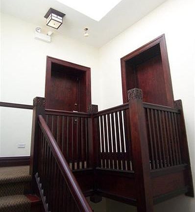 3rd image of 1508 W Cullom Ave APT 3C