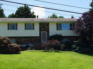 10 Pine Hill Rd, Monroe, NY 10950