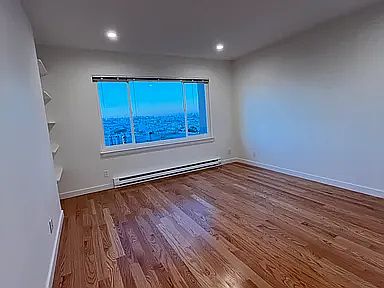1st image of 156 Terra Vista Ave APT 3