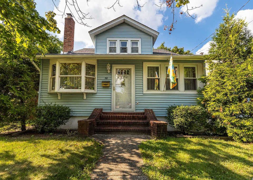 1st image of 58 Bedford Ave
