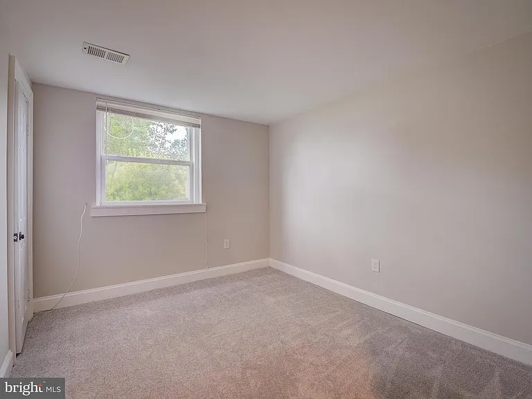10108 Lomond Dr #1A — Photo 7