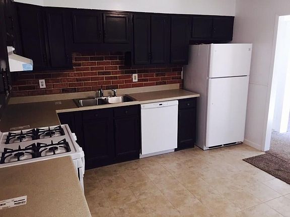 5th image of 7907 E Renfrew Dr