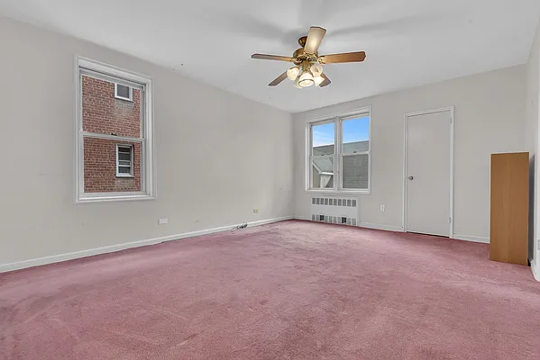 Bedroom, photo 8