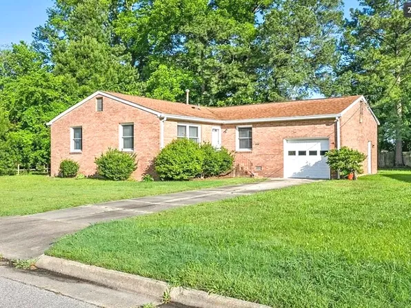 318 Pasture Ln, Hampton, VA 23669