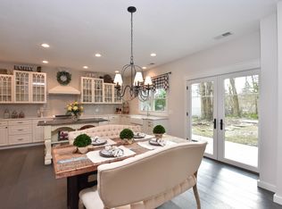 29201 Wolf Rd, Bay Village, OH 44140