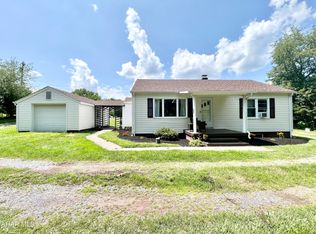 123 Firehouse Rd, Breezewood, PA 15533