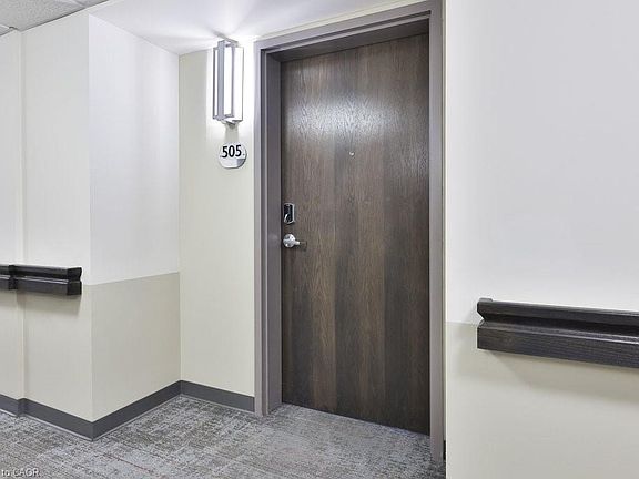 4th image of 3290 New St #505