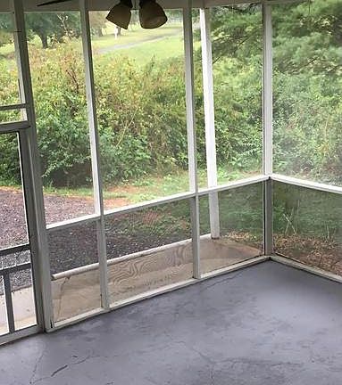 4th image of 7126 Glanamman Way