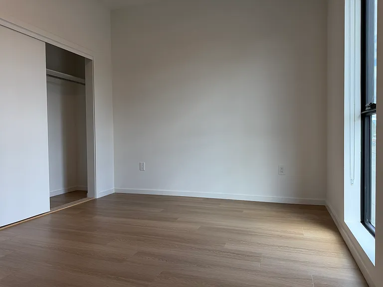 5119 Colfax Ave #303 — Photo 9