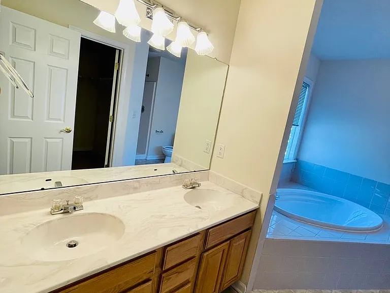 4022 Dalt Dr — Photo 12