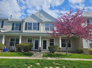 14377 Banyan Ln, Rosemount, MN 55068