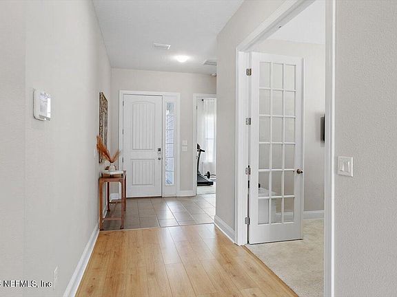 4th image of 45 WATERWHEEL Court