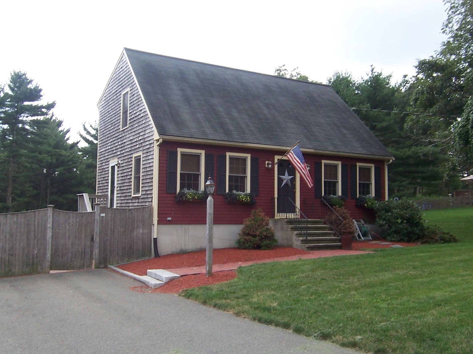 323 School St, Pembroke, MA 02359 Zillow