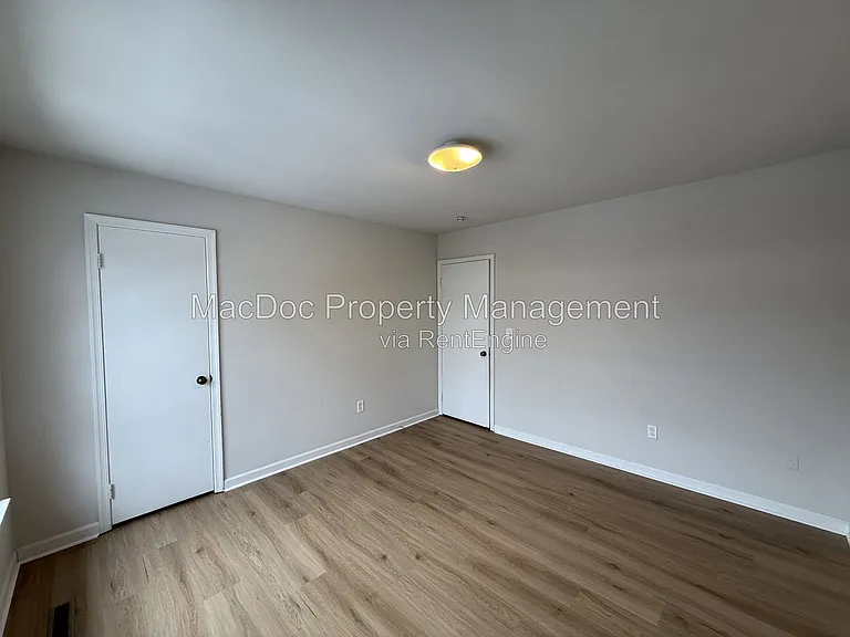 5230 Kings Wood Ln — Photo 17