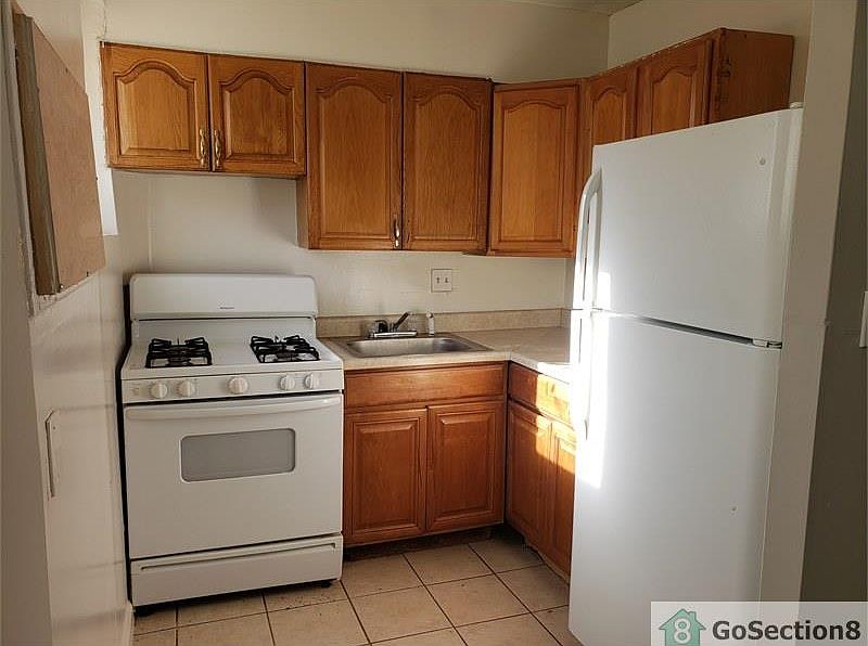 2nd image of 3030 Spaulding Ave APT 1B
