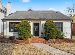 1804 Dearmon Dr, Charlotte, NC 28205