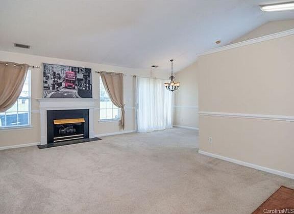 3rd image of 1209 Blue Mist Cres