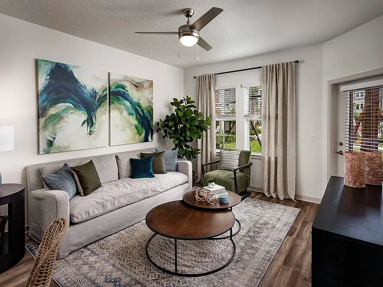 Model Apartment Home