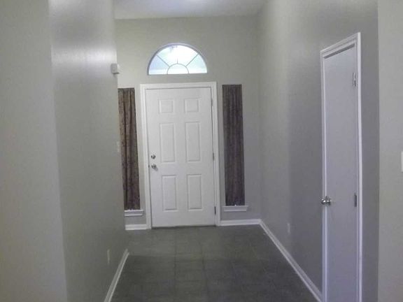 2nd image of 2400 Antelope Ln