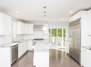 242 Willow Ave #1, Somerville, MA 02144