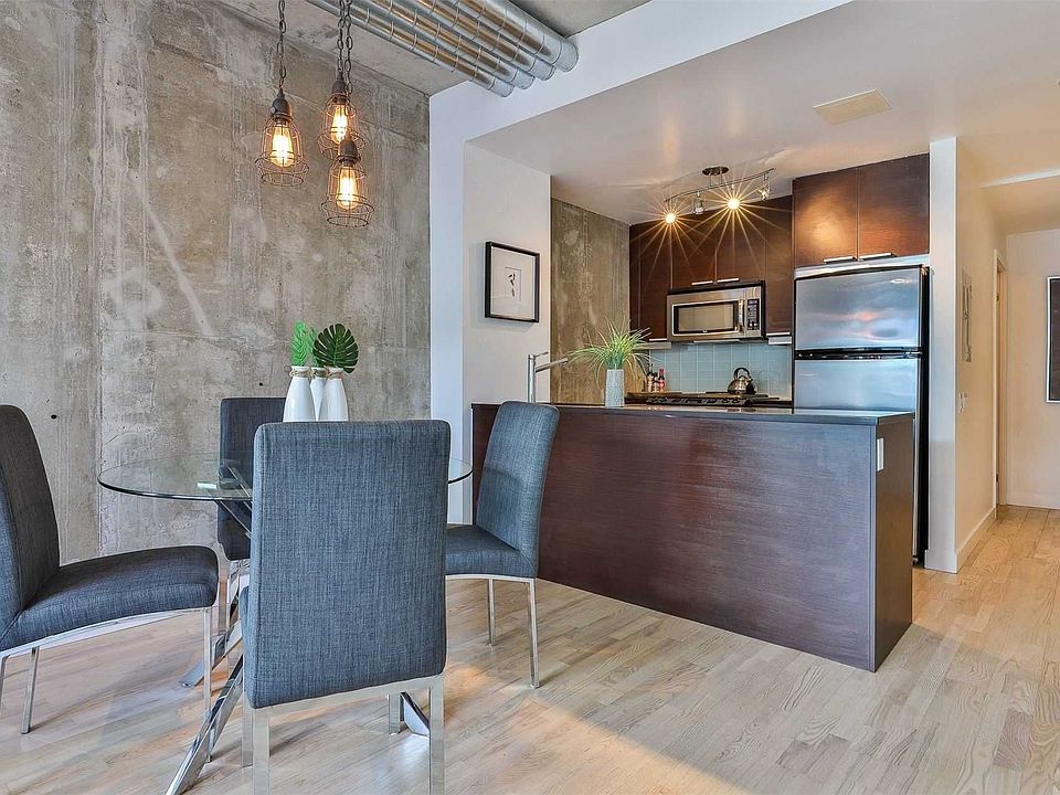 2nd image of 138 Princess St #612
