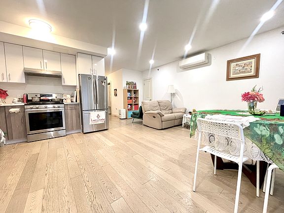 3rd image of 62-98 Woodhaven Blvd Unit 6M