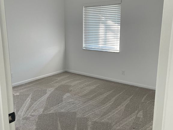 3rd image of 2435 SW 22nd Ave APT 203