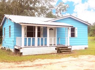 112 Brooks Ln, Atmore, AL 36502