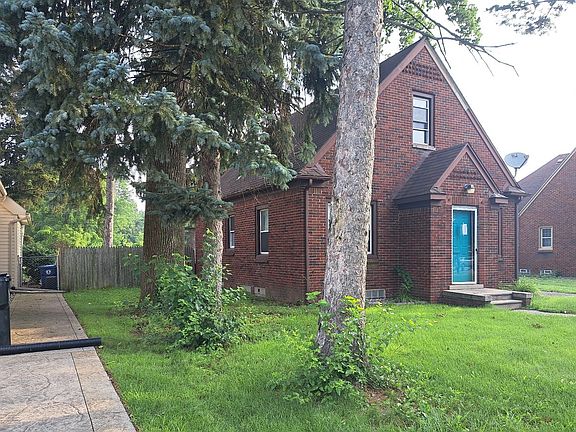 3rd image of 26064 Joy Rd