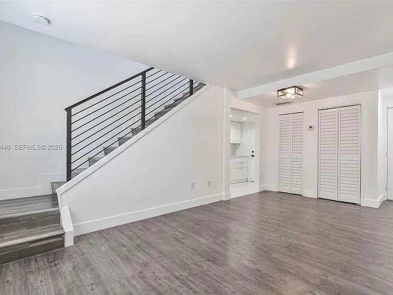 1114 S Douglas Rd #4 — Photo 4