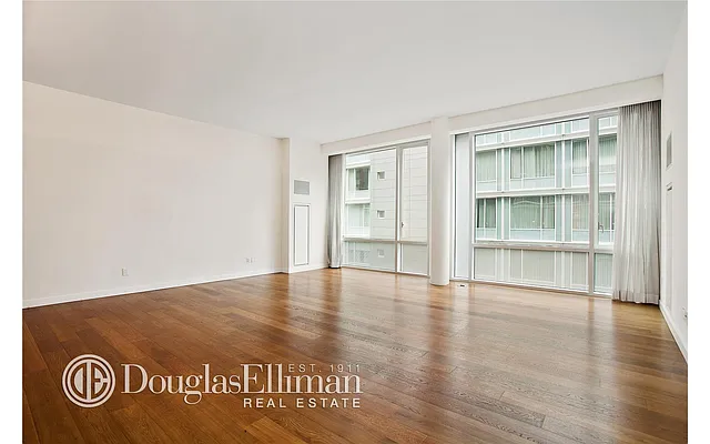 Rented by Douglas Elliman | media 19