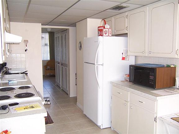 3rd image of 5095 Bay St NE APT 207