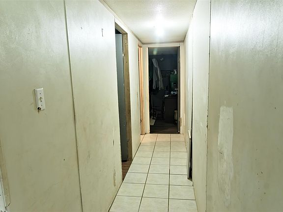 5th image of 109 Wayside Dr