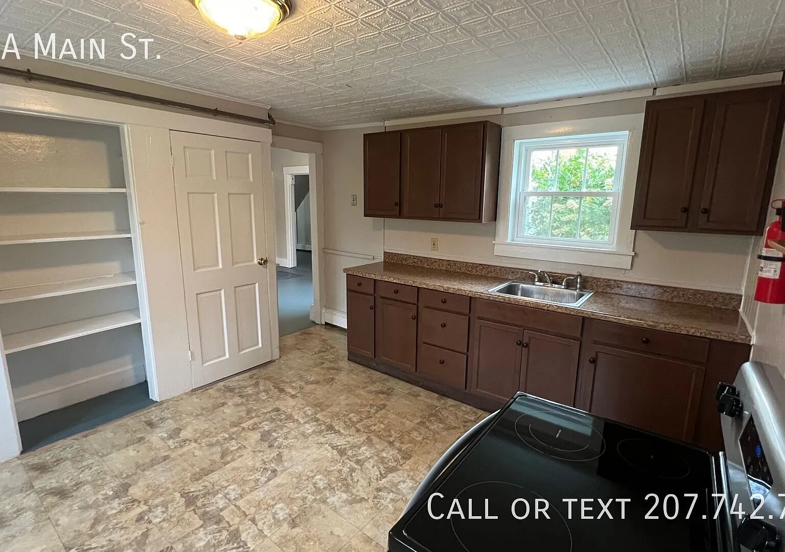 Rooms Available For Rent for This Year!! Student Housing All Utilities Included Home-4-6 Bedrooms... — Photo 3
