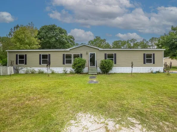 1194 Hazelnut St, Bunnell, FL 32110