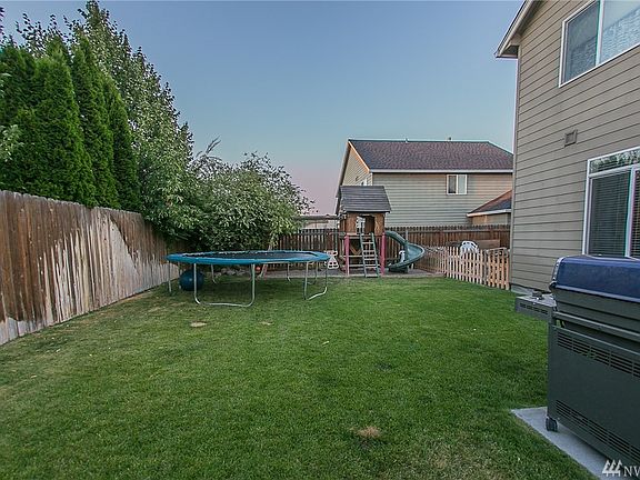 2nd image of 3404 W Glenmoor Dr