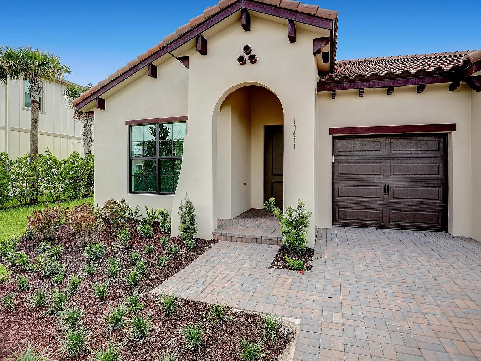 3 bed, 3.0 bath, 2629 sqft, $4,500 — Photo 4
