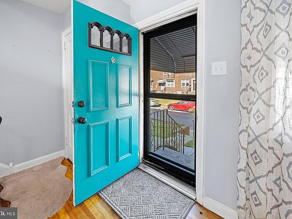 3rd image of 5413 Montague St