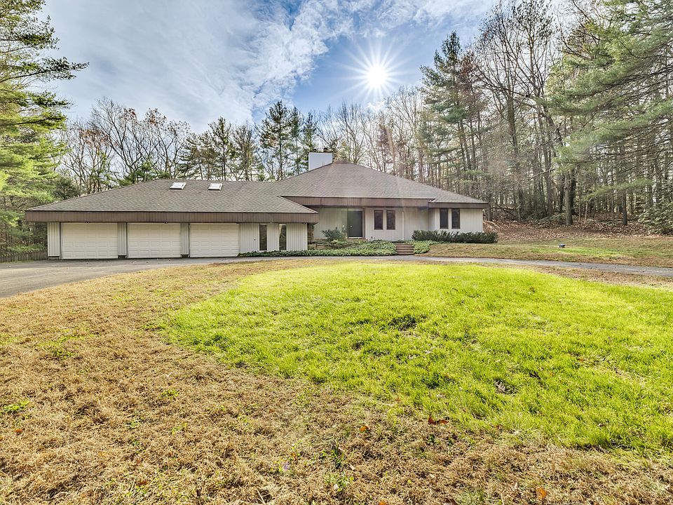 1st image of 1 Northcrest Drive