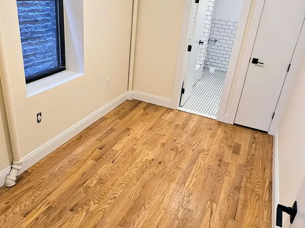 305 East 84th Street 4FW image 2 of 4